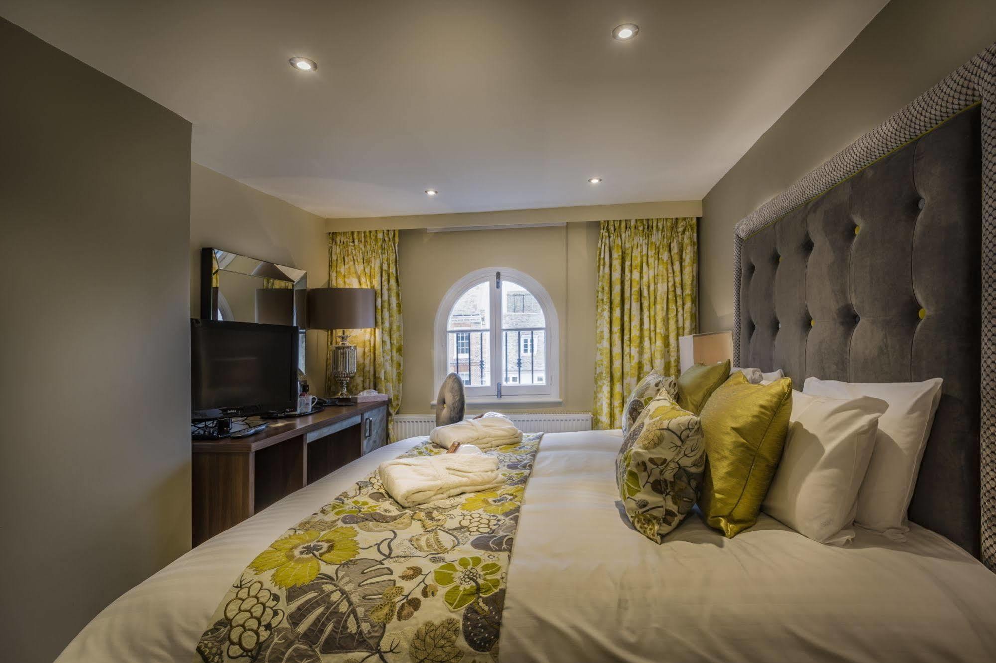 The Golden Lion Hotel, St Ives, Cambridgeshire St Ives  Exteriör bild