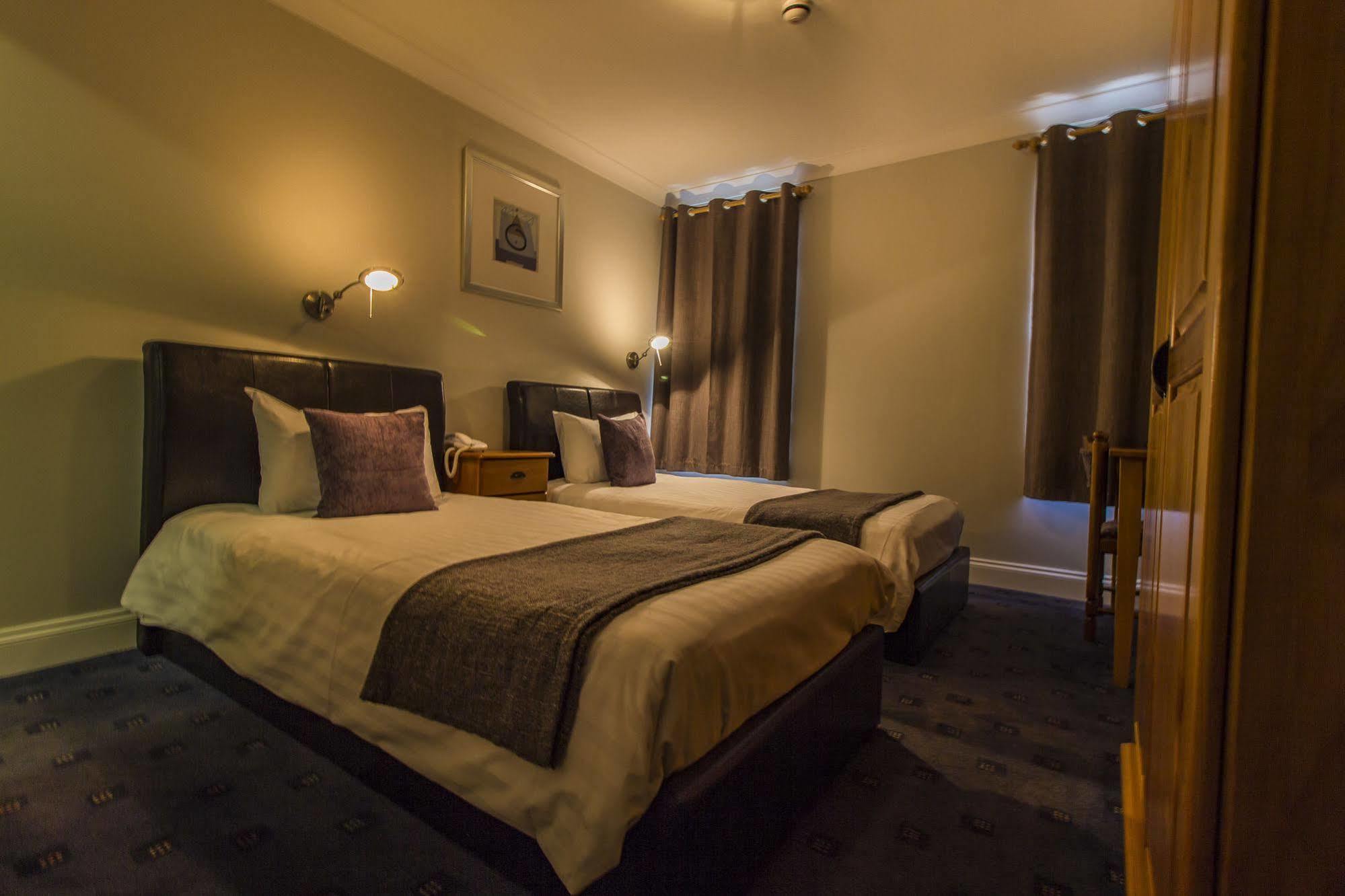 The Golden Lion Hotel, St Ives, Cambridgeshire St Ives  Exteriör bild